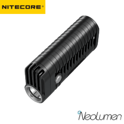 Nitecore MT22A lampe 2xAA compacte et portable
